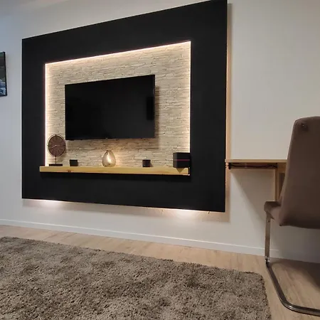 Apartment Zentral Wohnen In Der Mainzer *