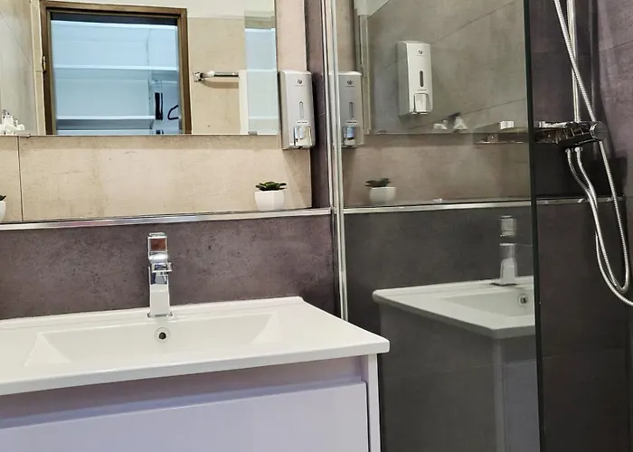 Zentral Wohnen In Der Mainzer * Mainz